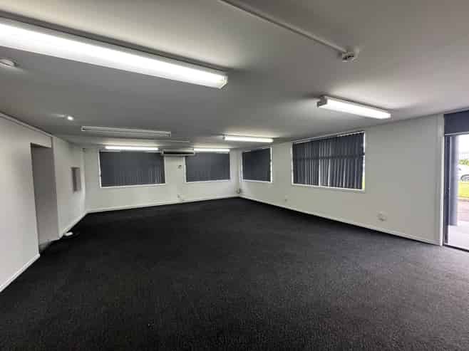 1,681sqm Warehouse with Secure Yard