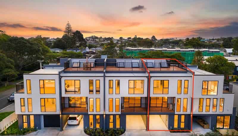 90E Kings Road, Panmure