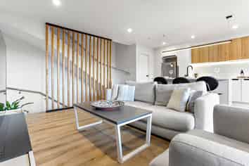 90E Kings Road, Panmure