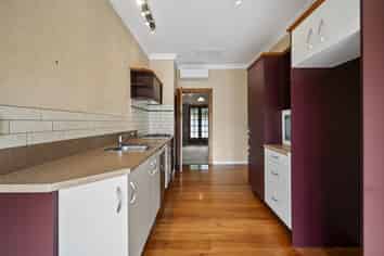 31 Hereford Street, West End