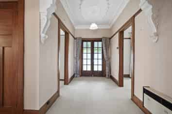 31 Hereford Street, West End