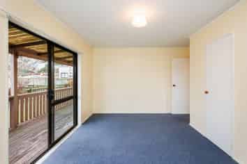 38 Avenue Road, Foxton