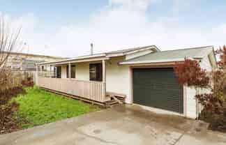 38 Avenue Road, Foxton