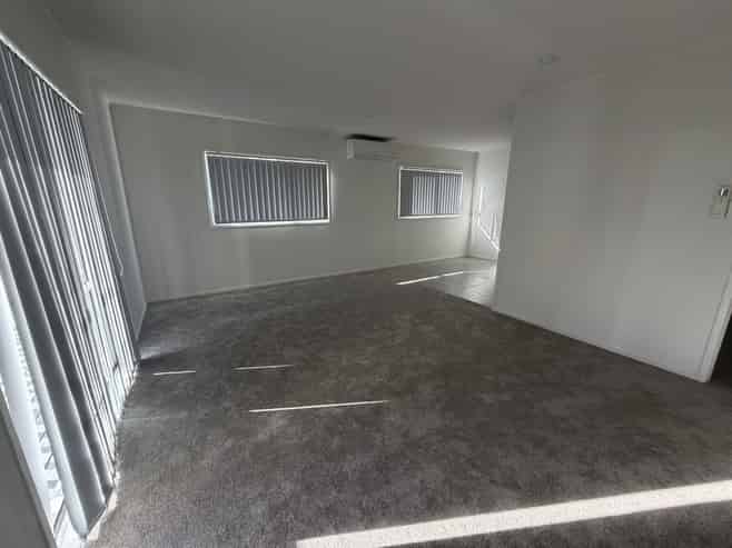 102 Finlayson Avenue, Clendon Park