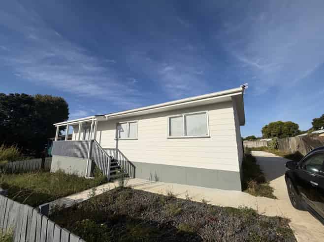 102 Finlayson Avenue, Clendon Park