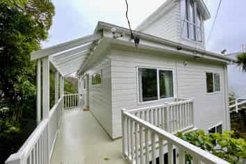 87 Sefton Street (Top Flat), Wadestown