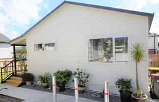  171 A Henderson Valley Road, Henderson