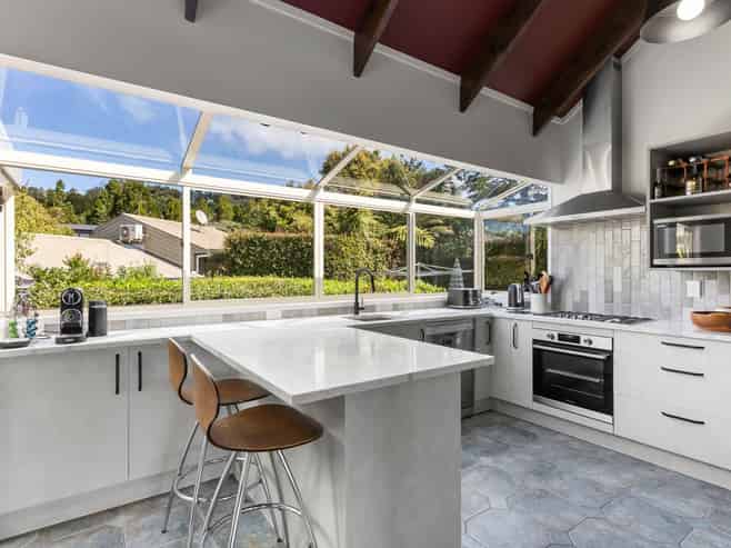 14 Longfellow Parade, Glen Eden