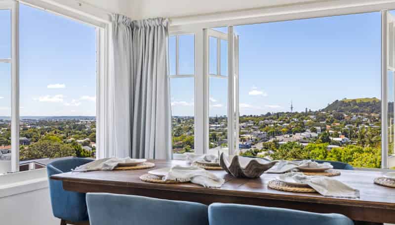 47 Landscape Road, Mount Eden