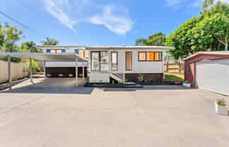 51 Saddleback Rise, Murrays Bay