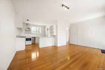 3/45A Titirangi Road, New Lynn