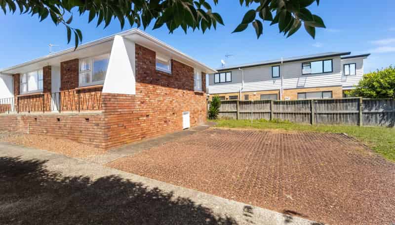 3/45A Titirangi Road, New Lynn