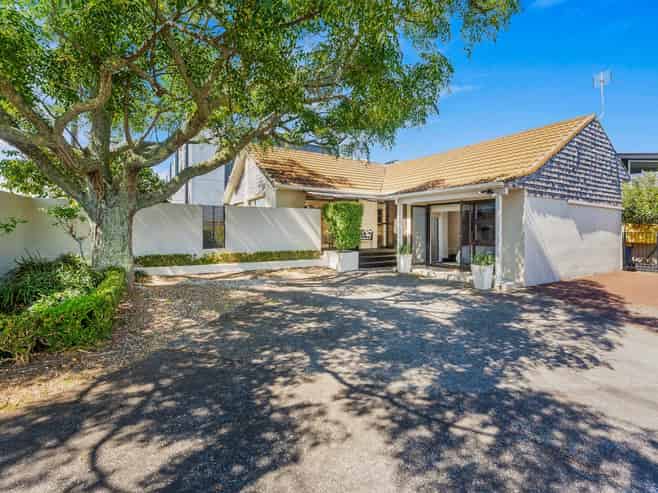 7A Burns Avenue, Takapuna