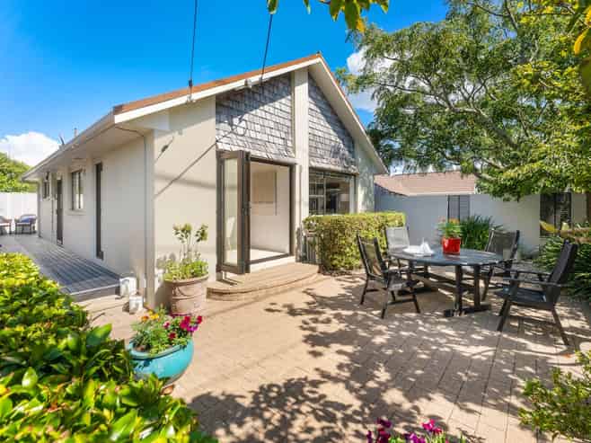 7A Burns Avenue, Takapuna