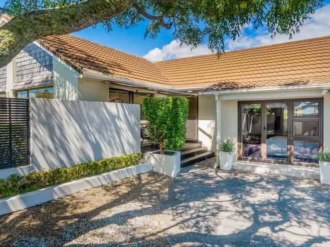 7A Burns Avenue, Takapuna