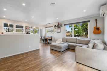 245 Vipond Road, Stanmore Bay