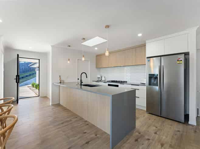 17 CALDER CRESCENT, Pokeno