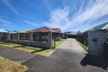 15 Tua Place, Favona