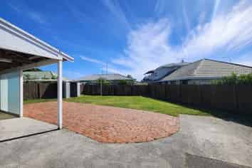 15 Tua Place, Favona