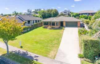 5 Palm Grove Drive, Western Heights