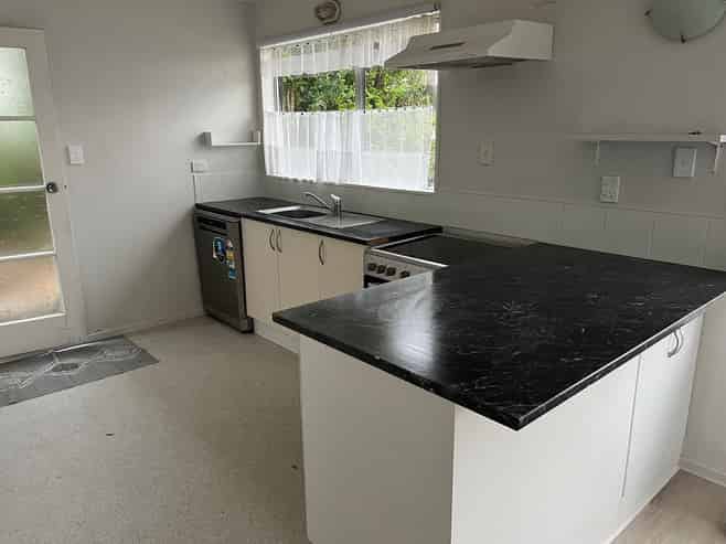 4A Florio Terrace, Tawa