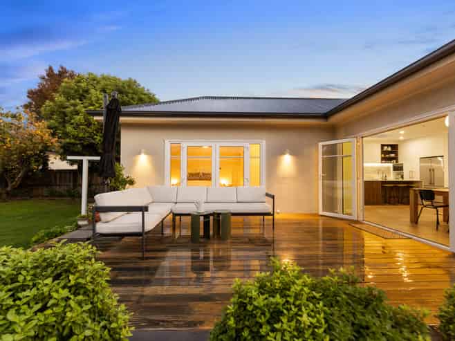 126 Rutland Street, Saint Albans