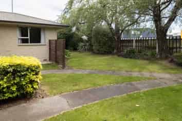 48 Chalmers Aveune , Hampstead