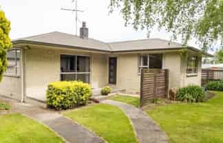 48 Chalmers Aveune , Hampstead