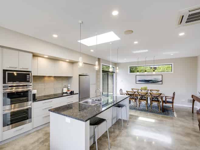 7 Raven Grove, Havelock North