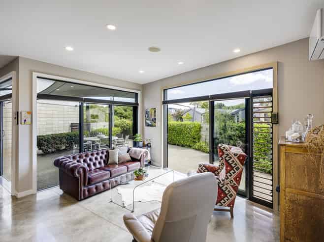 7 Raven Grove, Havelock North