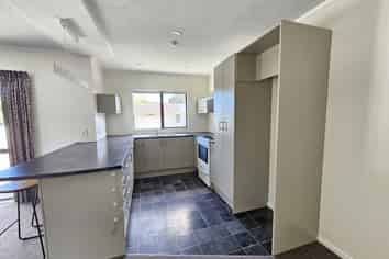 21 Rose Street, Ranui Heights