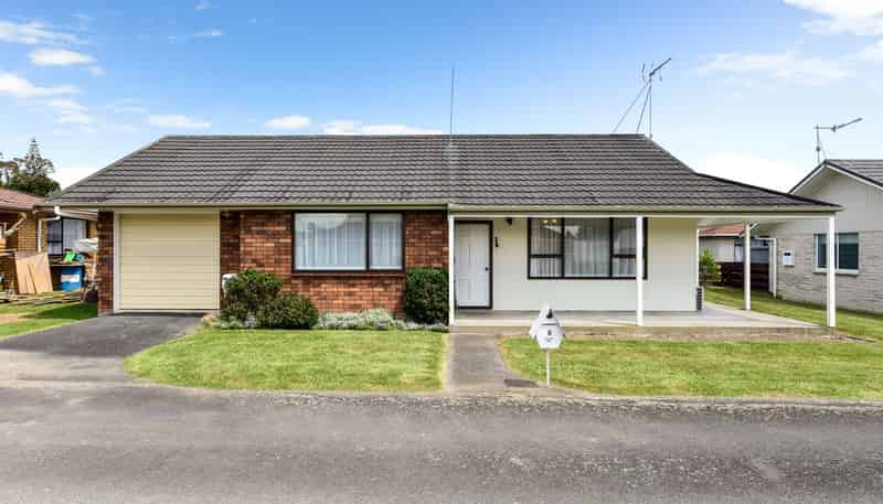 9 Enderley Lane, Enderley