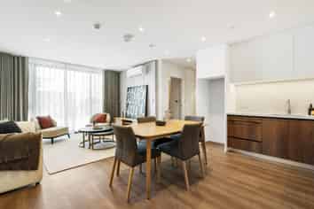 1/219 Lake Road, Northcote