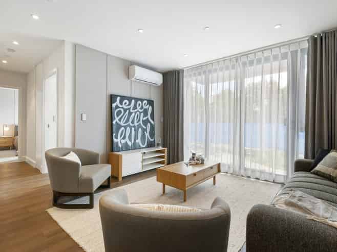 1/219 Lake Road, Northcote