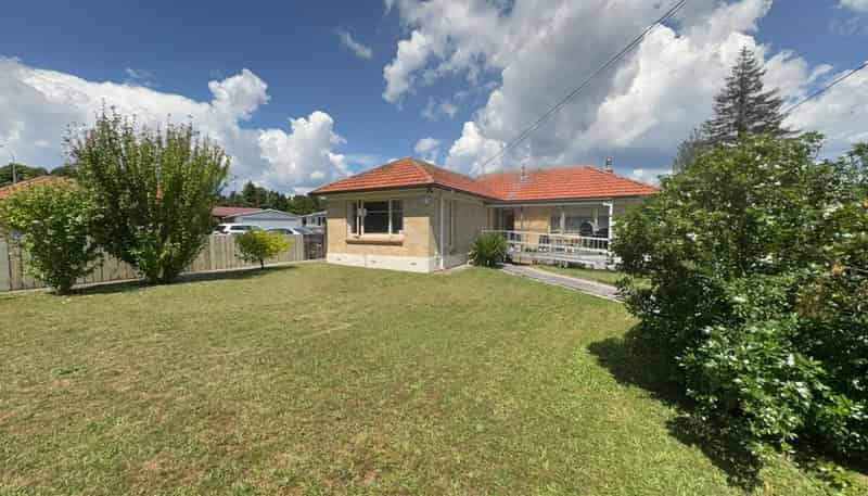 25 Russell Road, Fairy Springs