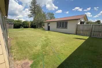 25 Russell Road, Fairy Springs