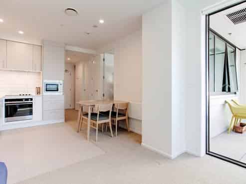707/6 Waikumete Road, Glen Eden