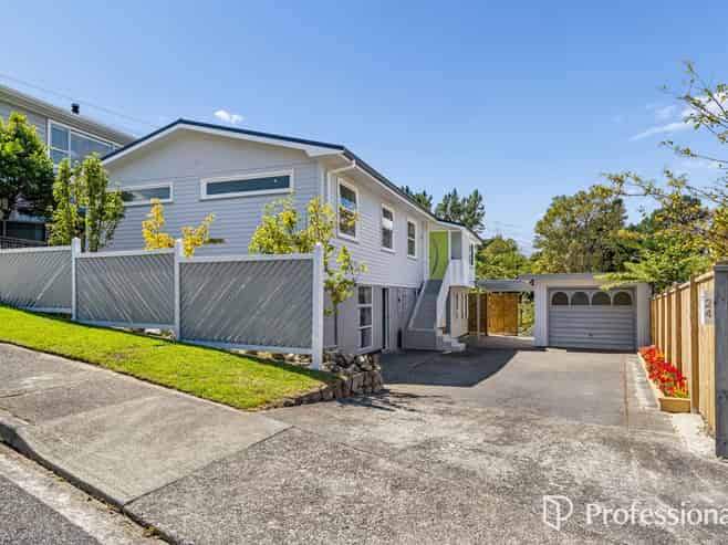 24 Rondane Place, Tirohanga