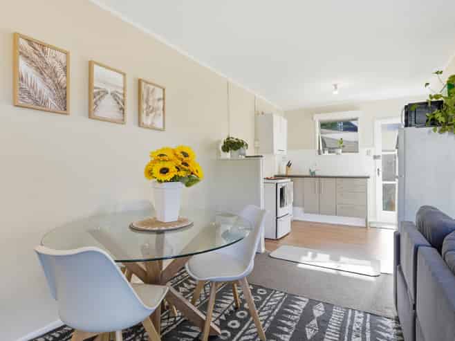 2/15 Phoenix Place, Papatoetoe