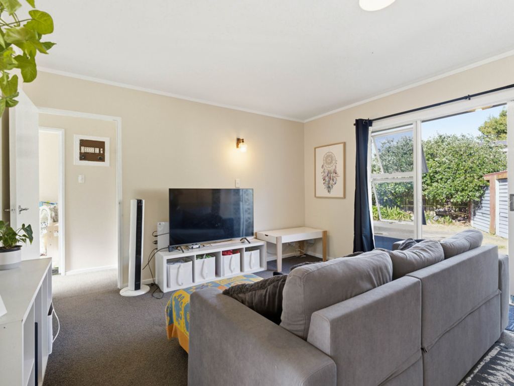 2/15 Phoenix Place, Papatoetoe, Manukau City, Auckland - Photo 3