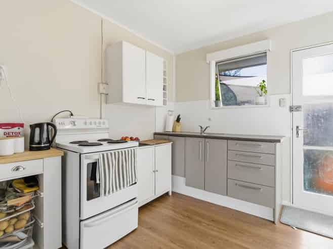 2/15 Phoenix Place, Papatoetoe