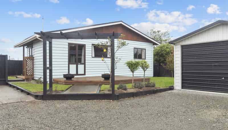 15a Leckie Street, Redruth