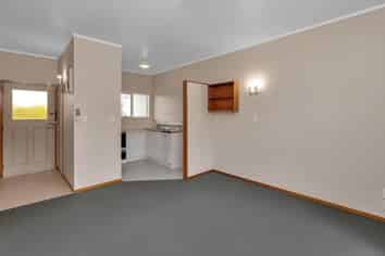 2/14 Old Onerahi Road, Onerahi