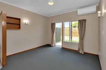 2/14 Old Onerahi Road, Onerahi