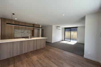 18 Rowe Drive, Jacks Point