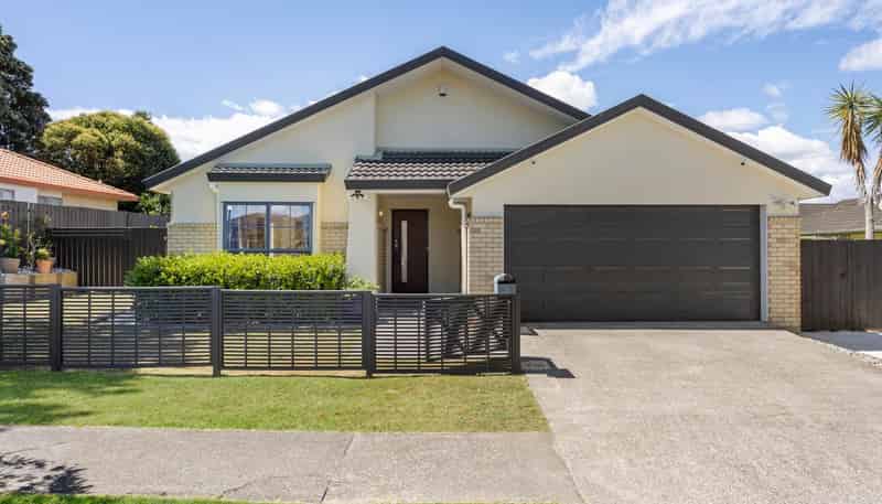 3 Saralee Drive, Manurewa