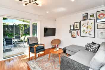  16 Olsen Avenue, Hillsborough