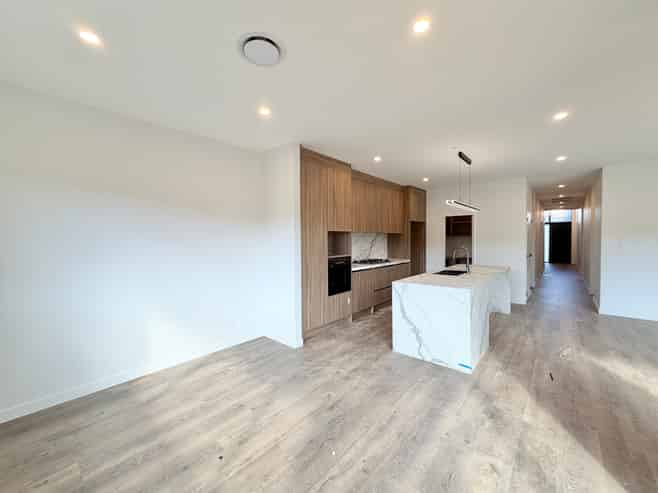 90 Huanui Drive, Orewa