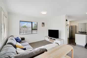 c/5 Cowley Drive, Temple View