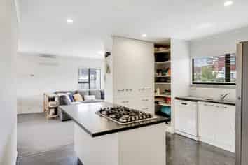 c/5 Cowley Drive, Temple View